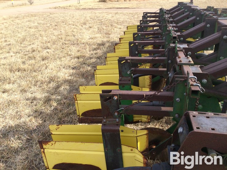 john-deere-885-image-12