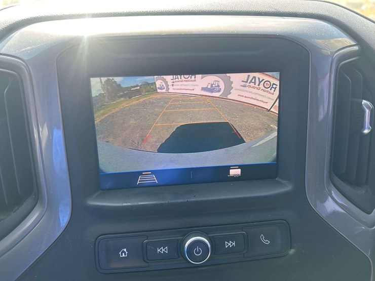 2021-chevrolet-silverado-1500-image-16