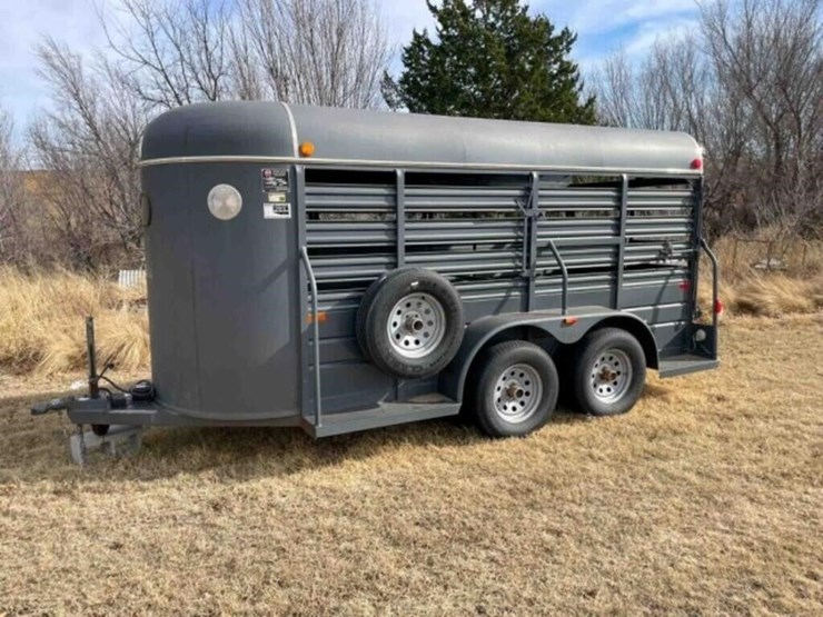 2012-ww-full-cover-stock-trailer-image-1