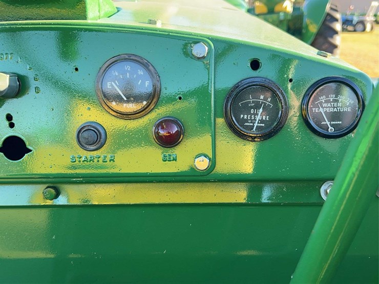 1959-john-deere-830-image-58