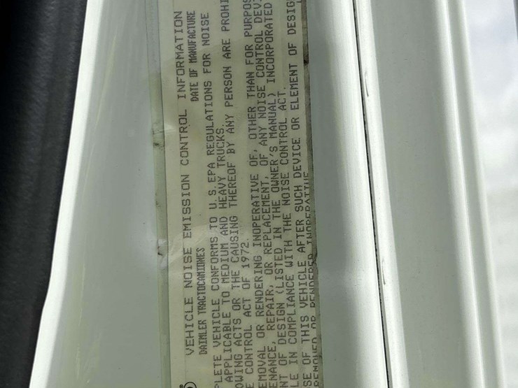 2014-freightliner-cascadia-125-image-7