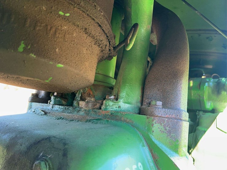 john-deere-830-image-77