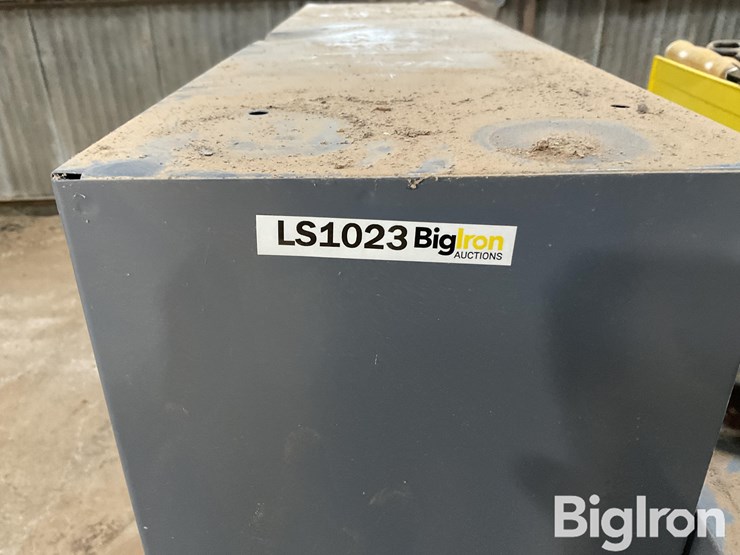 shop-shelves-w/miscellaneous-hardware-image-19