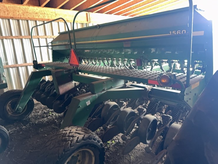 john-deere-1560-image-13