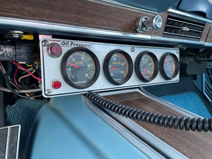 1966-ford-500-image-30