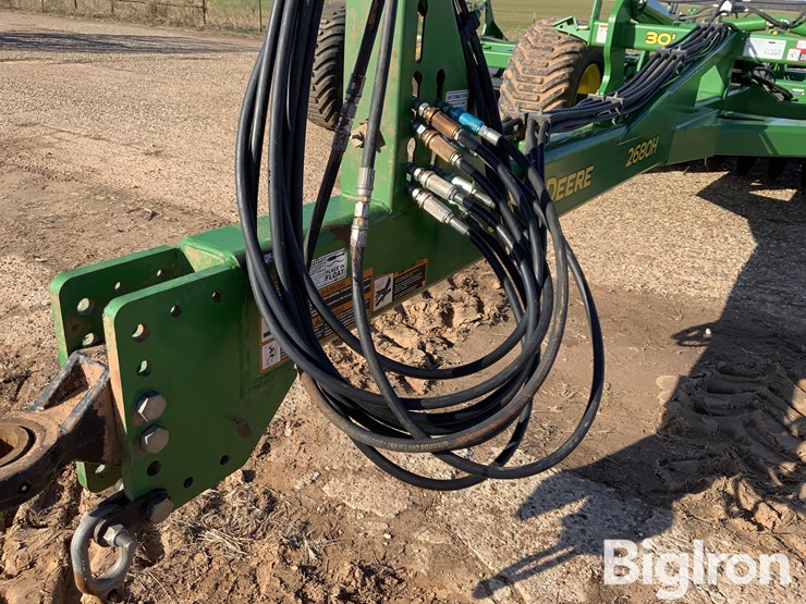 2021-john-deere-2680h-image-12