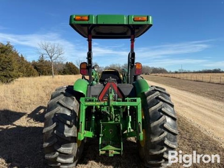 2016-john-deere-5045e-image-6