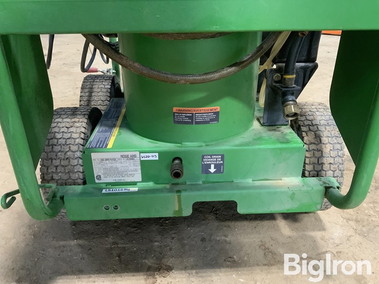 john-deere-ac2000-eh-hot-pressure-washer-image-15
