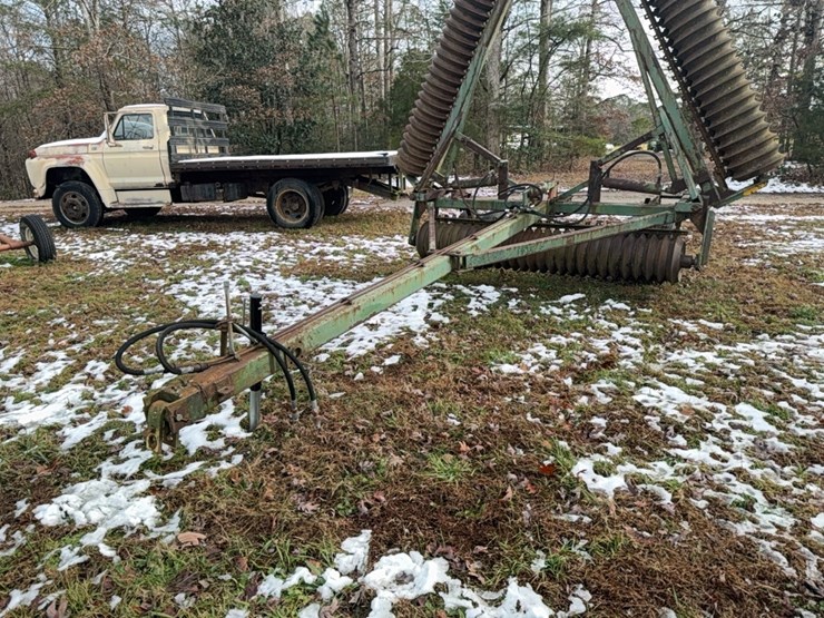 24-ft-folding-3-section-cultipacker-pull,-brillion;-located-at-7241-roxbury-rd,-charles-city,-va,-please-call-804.651.4404-with-questions-image-2