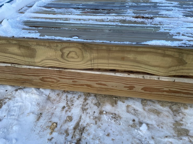 #3789-•-bundle-of-laminated-wood-beams-image-23