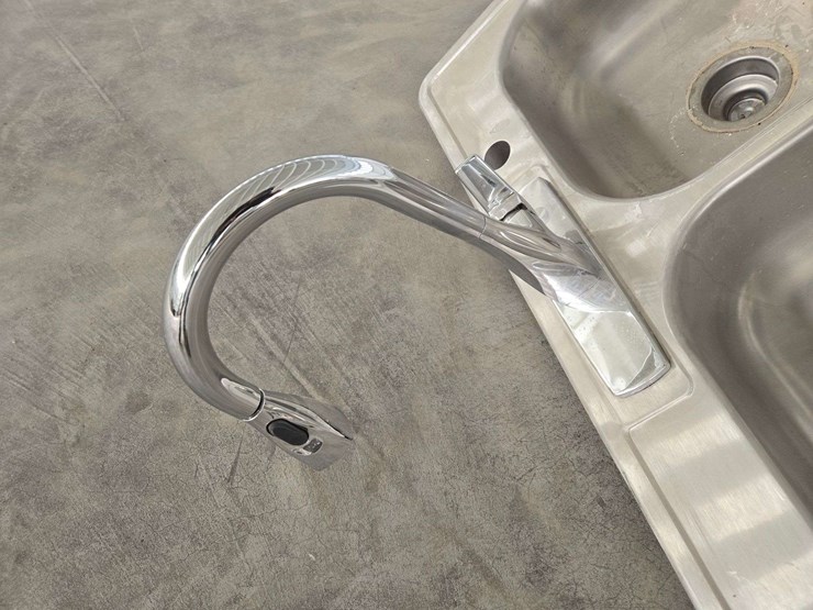 stainless-steel-sink-image-6