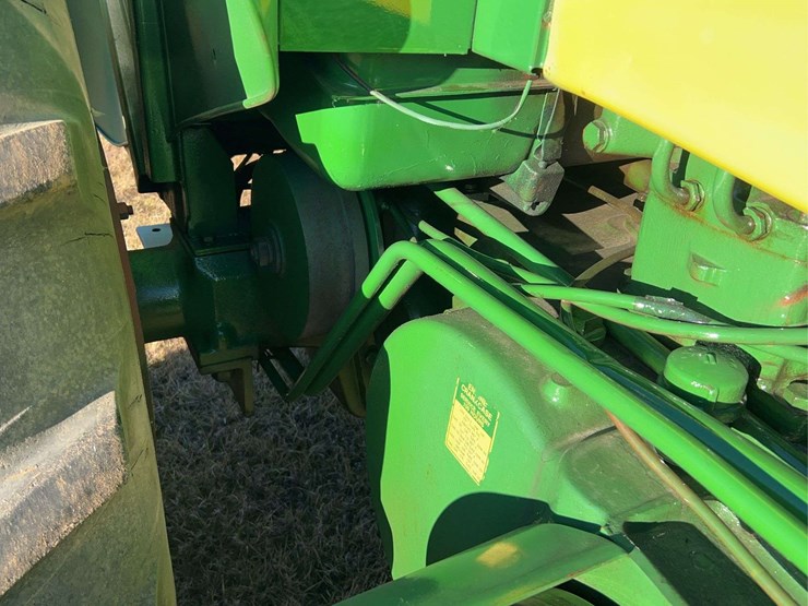 1960-john-deere-830-image-33