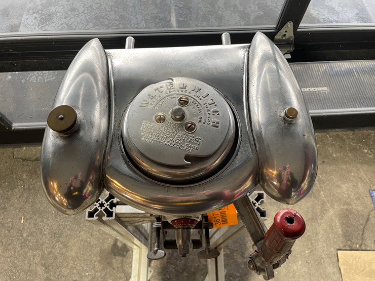 #3817-•-sears-roebuck-water-witch-vintage-outboard-boat-motor-image-3