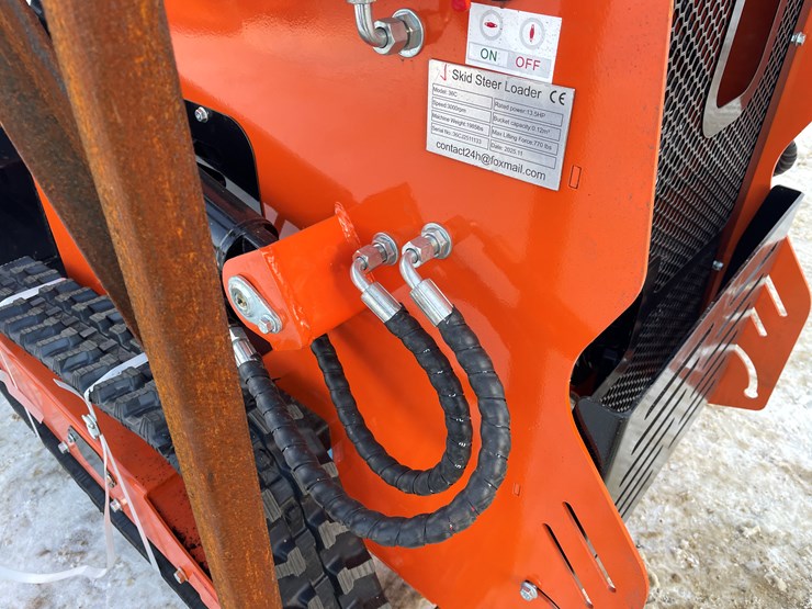 #300-•-mms-mini-skid-steer-ride-on-loader-image-21