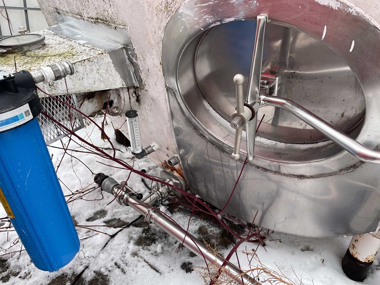 #3513-•-dairy-craft-4000-gallon-milk-stainless-steel-bulk-tank-image-25