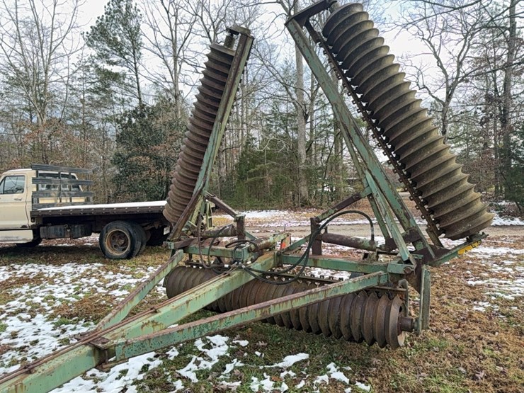 24-ft-folding-3-section-cultipacker-pull,-brillion;-located-at-7241-roxbury-rd,-charles-city,-va,-please-call-804.651.4404-with-questions-image-12