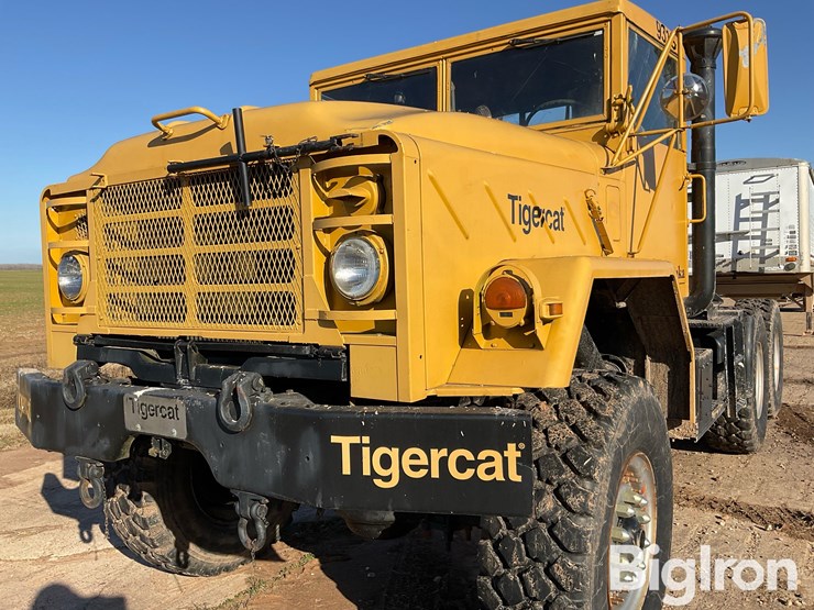 1991-tigercat-m931a2-6x6-truck-tractor-image-13