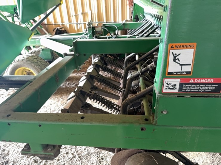 john-deere-1560-image-46