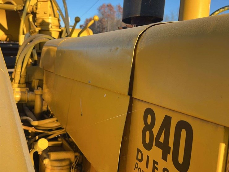 john-deere-840-image-11