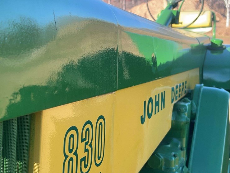 1959-john-deere-830-image-14