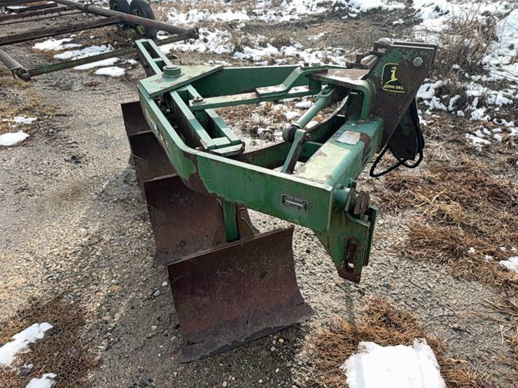 john-deere-3945-image-5