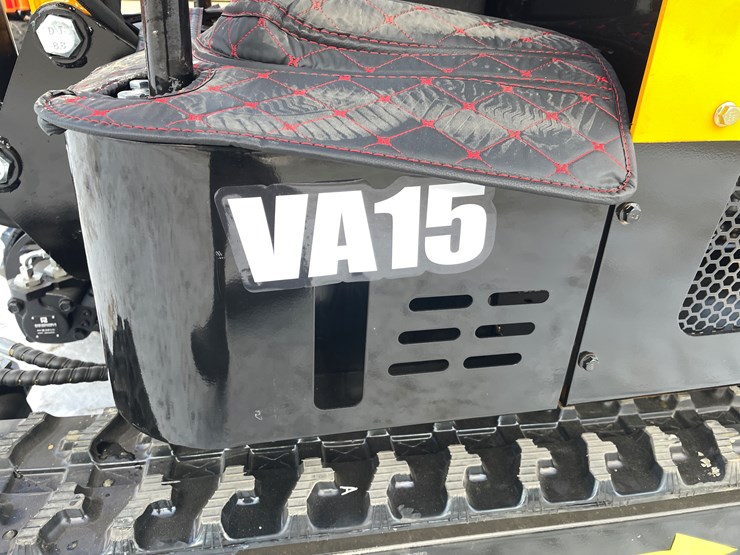 #202-•-miva-va15-mini-excavator-image-10