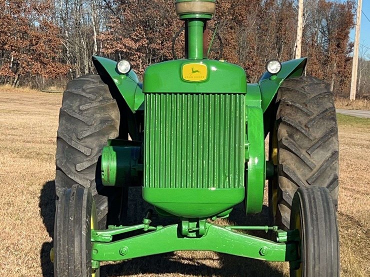 john-deere-830-image-8