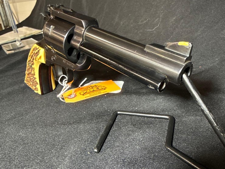 ruger-super-blackhawk-44mag-revolver-(sn#-80-44974)-image-11