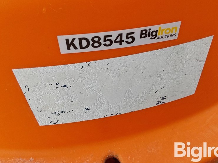 b-w-poly-mineral-feeders-image-19