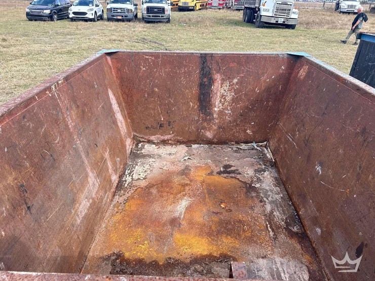 roll-off-dumpster-image-6