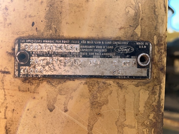 1975-ford-880-image-24