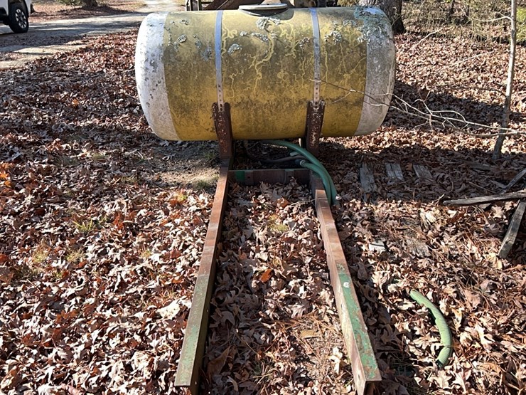 spray-tank-and-rack;-located-at-7241-roxbury-rd,-charles-city,-va,-please-call-804.837.9940-or-804.651.4404-with-questions-image-3