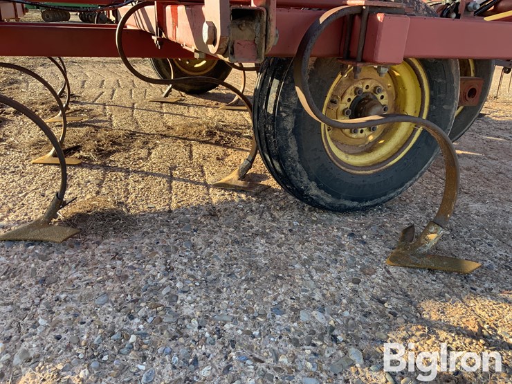 sunflower-5331-field-cultivator-image-15