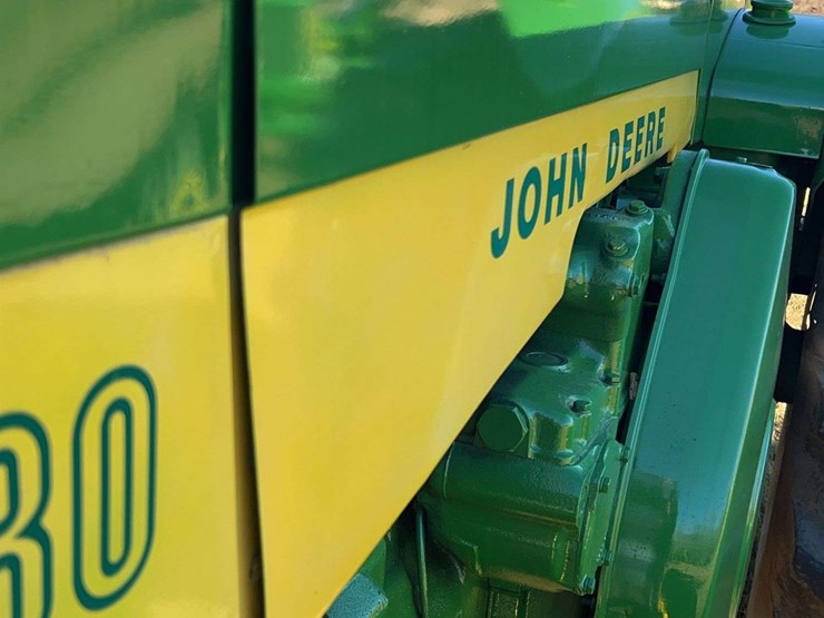 1959-john-deere-830-image-16