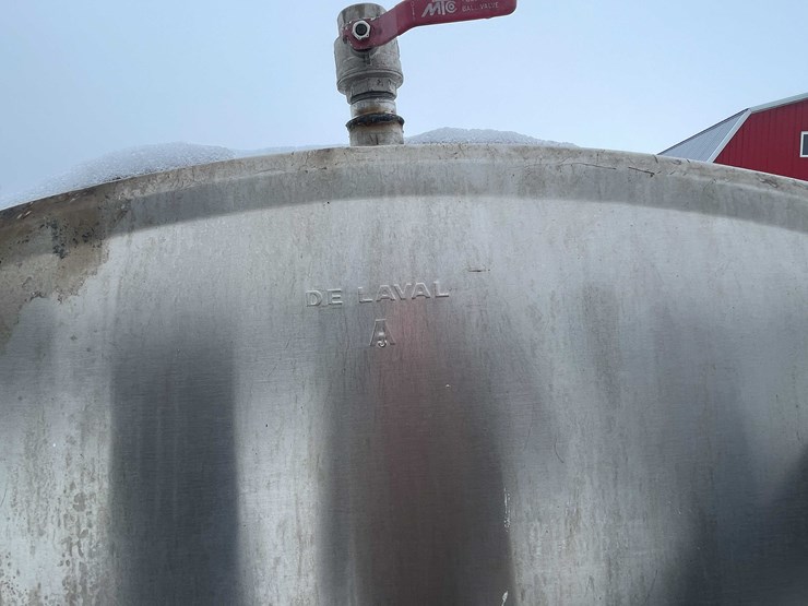 #3518-•-delaval-bulk-tank-image-16