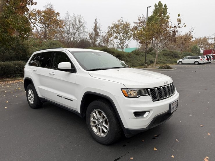 2018-jeep-grand-cherokee-image-2