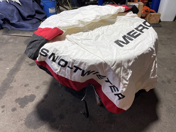 #3860-•-1976-merc-sno-twister-cover-image-2