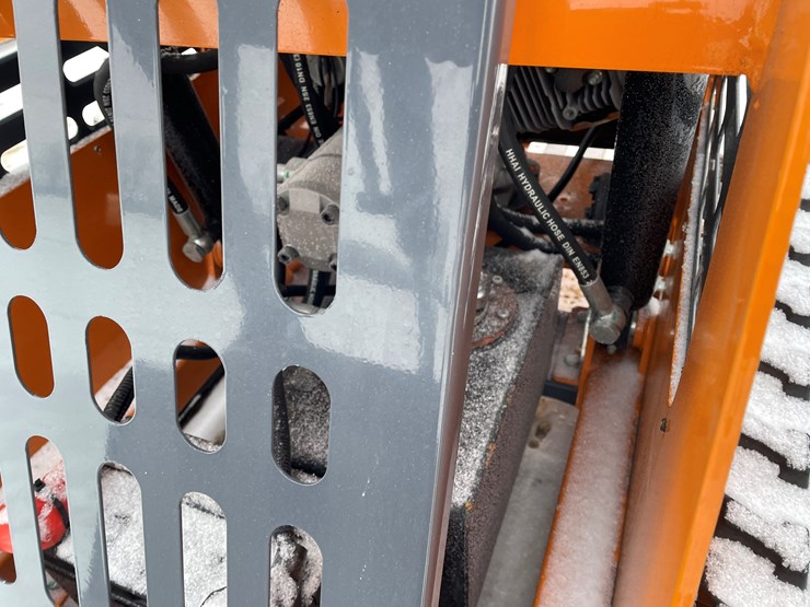 #309-•-new-land-hero-mini-skid-steer-loader-image-20