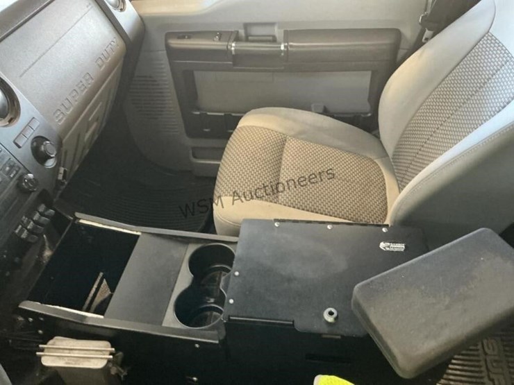 2016-ford-f550-image-23