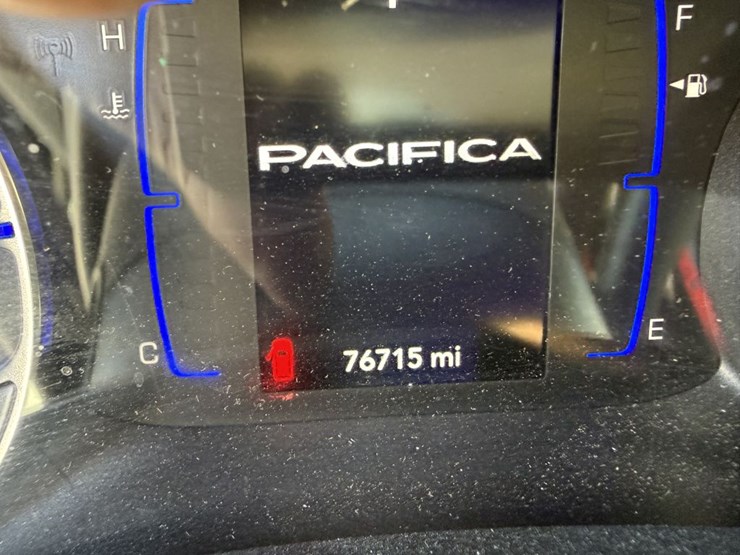 2019-chrysler-pacifica-image-5