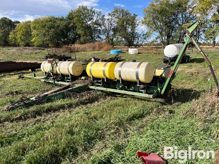 john-deere-7200-image-1