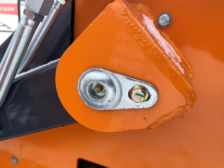 #304-•-new-landhonor-mini-skid-steer-loader-image-33