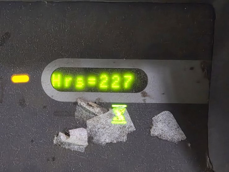 2006-crown-sp3420-30-image-3