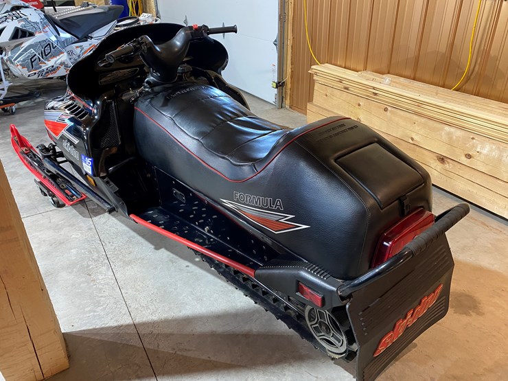 #3788-•-1991-ski-doo-formula-mach-1-snowmobile-image-5