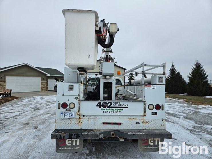 2015-ford-f550-xl-image-6