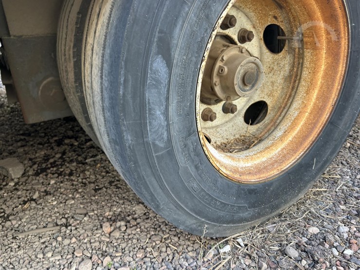 1994-kentucky-trailer-image-32