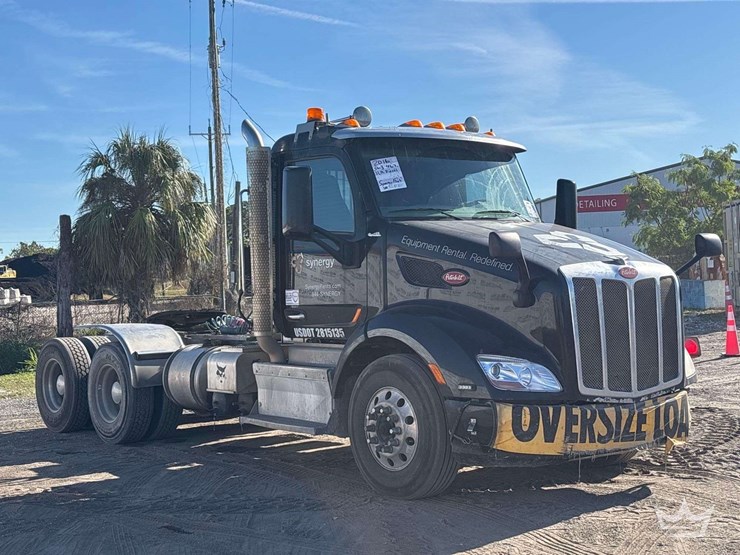 2016-peterbilt-579-image-2