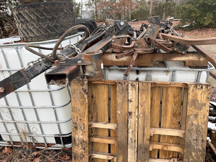 corn-reel,-6-row-hydraulic;-located-at-7241-roxbury-rd,-charles-city,-va,-please-call-804.837.9940-or-804.651.4404-with-questions-image-9