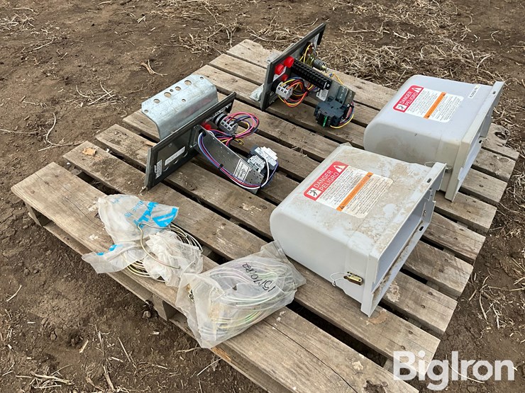 valley-pivot-tower-control-boxes-image-3