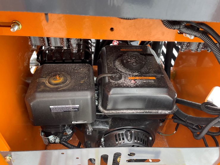 #309-•-new-land-hero-mini-skid-steer-loader-image-22